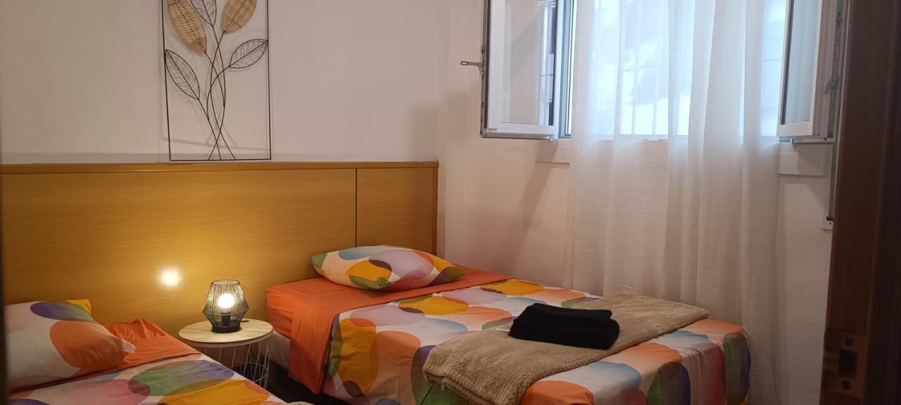 Chez Chantal 3 Chambres Au Centre Touristique De Salou Avec Garage المظهر الخارجي الصورة