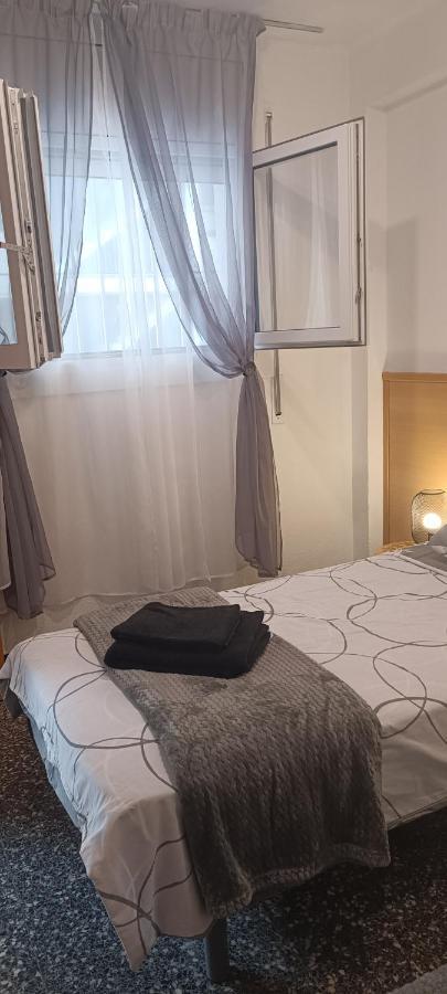 Chez Chantal 3 Chambres Au Centre Touristique De Salou Avec Garage المظهر الخارجي الصورة