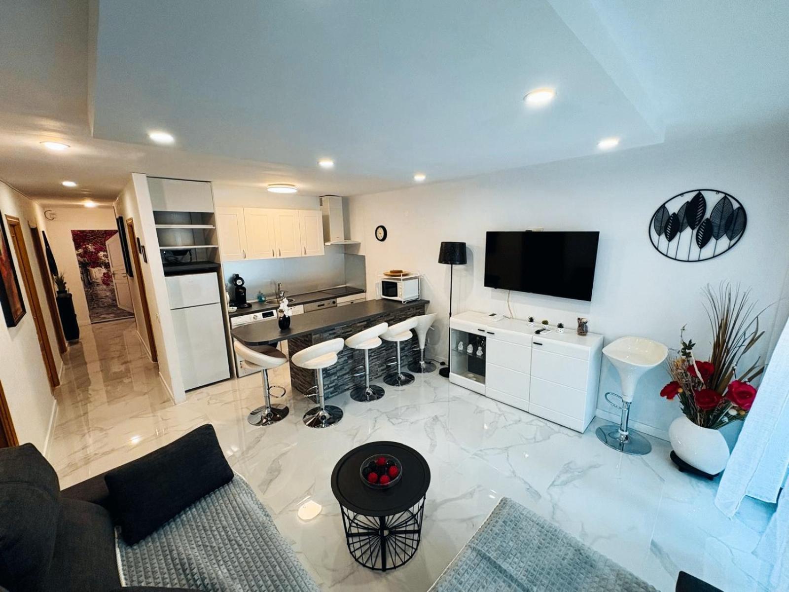 Chez Chantal 3 Chambres Au Centre Touristique De Salou Avec Garage المظهر الخارجي الصورة