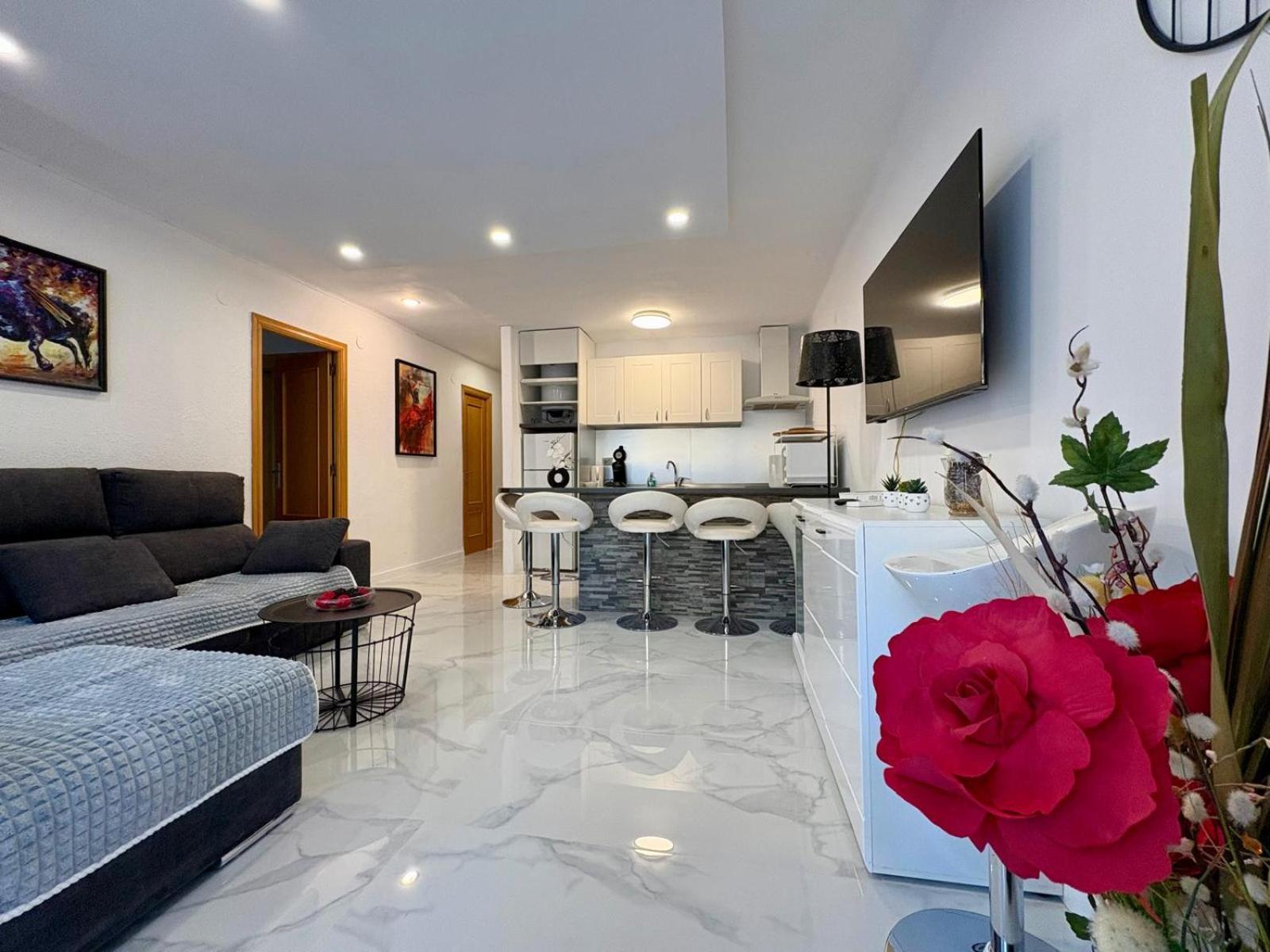 Chez Chantal 3 Chambres Au Centre Touristique De Salou Avec Garage المظهر الخارجي الصورة